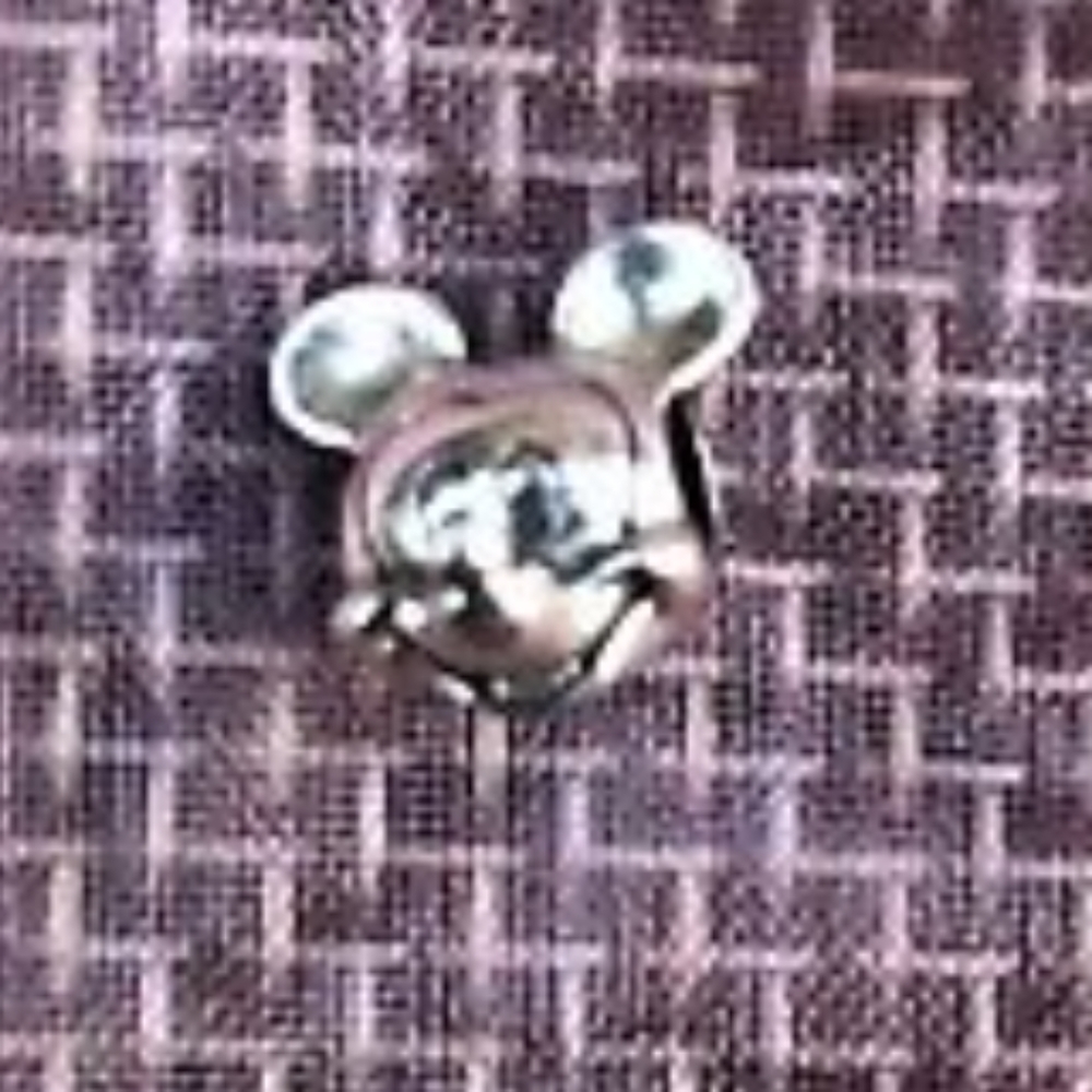 Pandora Micky Charm - Picture 2 of 3
